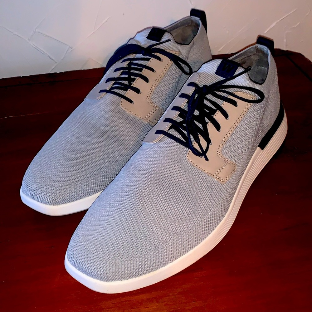 Wolf and Shepherd Tennis shoes